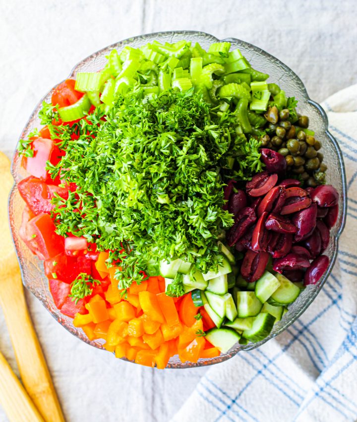 an overhead shot of the lentil salad before being tossed 