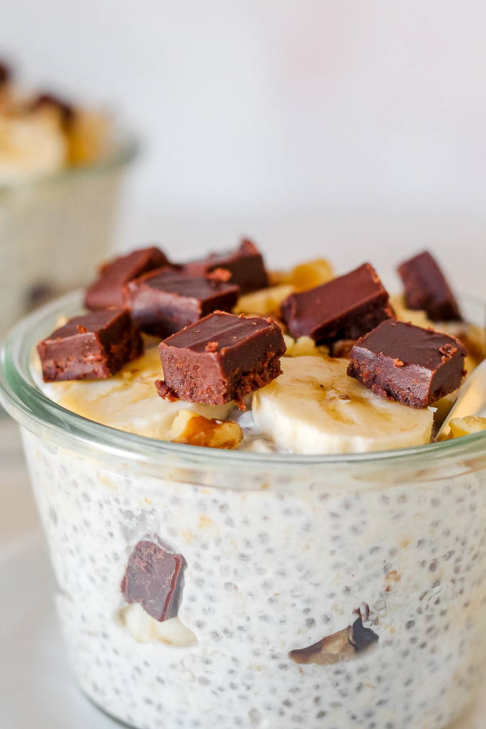 close up of a bowl of the oats showing the texture of coconut oil freezer fudge 